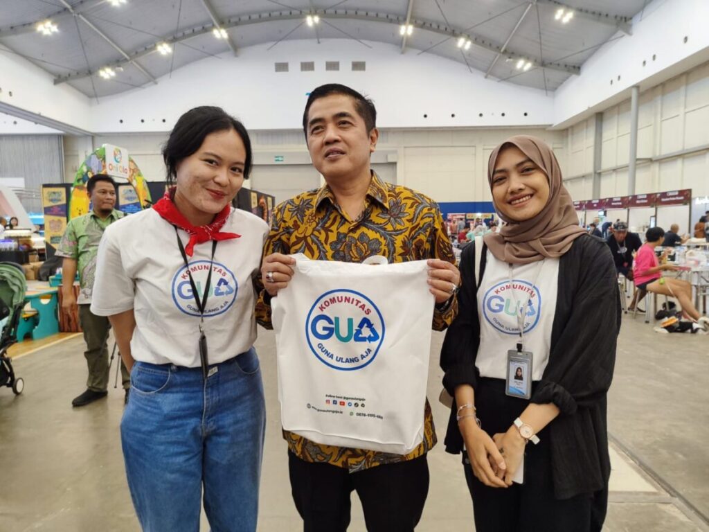 Komunitas GUA Kampanye Gaya Hidup Reuse di IIPE 2023