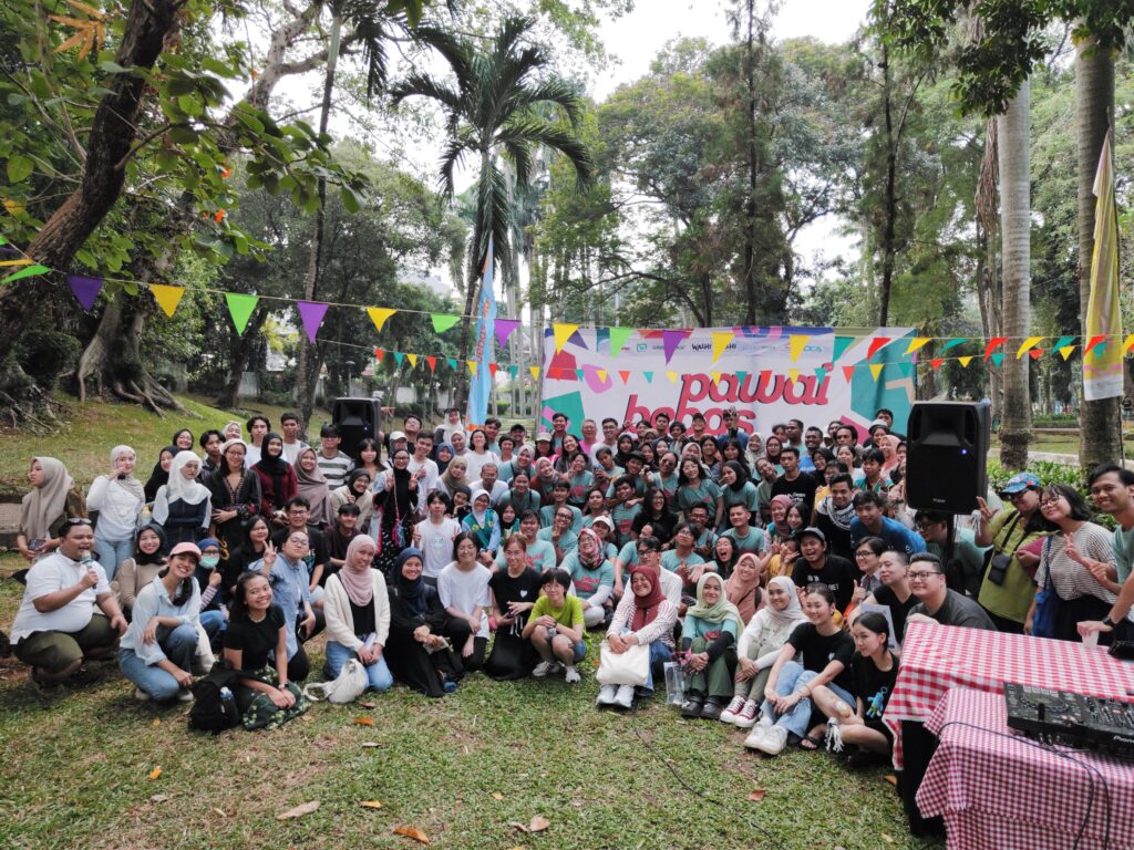 Komunitas GUA Ajak Gen-Z Peduli Lingkungan di Piknik Bebas Plastik Taman Langsat